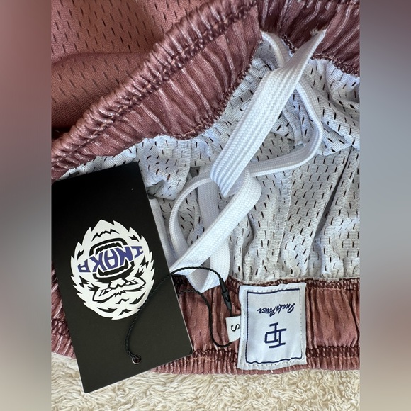 NWT Inaka gym shorts size small maybe brown pink color - Picture 4 of 7